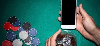 Live dealer at European roulette wheel on cgk33 login with multi-camera studio view